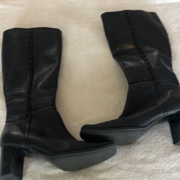 St. John's Bay Shoes - St. John’s Bay Leather Boots  Black   Size 7.5